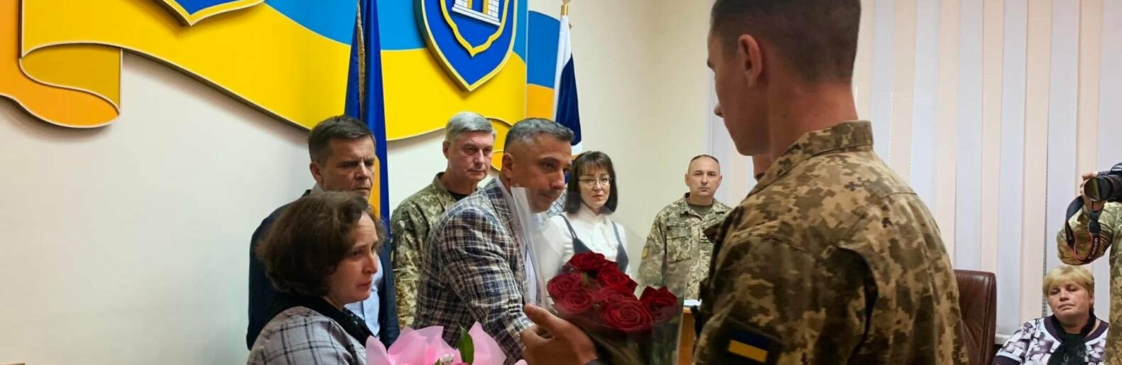 У Житомирі рідним загиблих Героїв передали державні нагороди