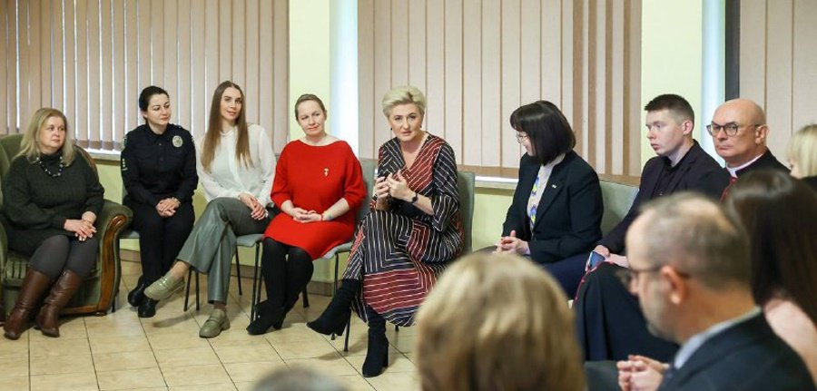Житомирські поліцейські беруть участь у міжнародному проєкті з медико-соціальної допомоги населенню