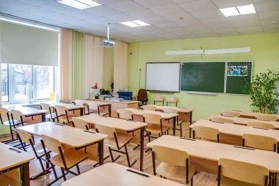 В ліцеї на Житомирщині травмувалася 10-річна дівчина — у поліції розповіли подробиці