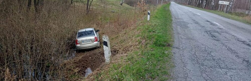 На Звягельщині поліцейські розслідують ДТП із травмуванням пасажирки автомобіля