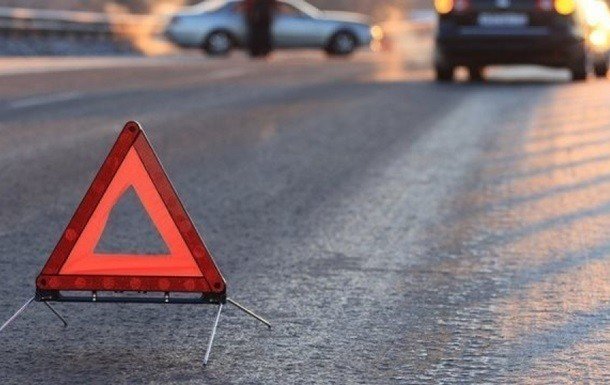 У Житомирі у результаті ДТП травми отримала 16-річна дівчина