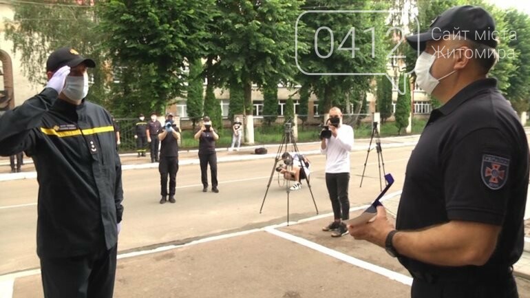 На Житомирщині рятувальників та військових нагородили відзн..., фото-3 На Житомирщині рятувальників та військових нагородили відзнаками Кабміну, фото-3