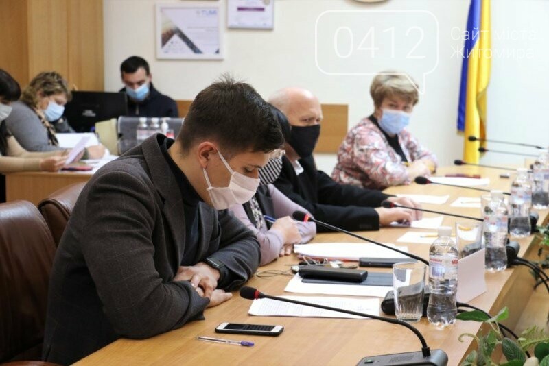 У Житомирі школи будуть самостійно приймати рішення про очн..., фото-1 У Житомирі школи будуть самостійно приймати рішення про очне, чи дистанційне навчання, фото-1