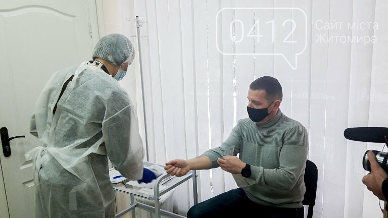 На Житомирщині публічних осіб закликають вакцинуватися від COVID-19 , фото-3