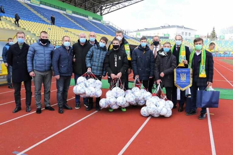 У Житомирі зіграно перший за 16 років домашній матч на центральному стадіоні міста, фото-5