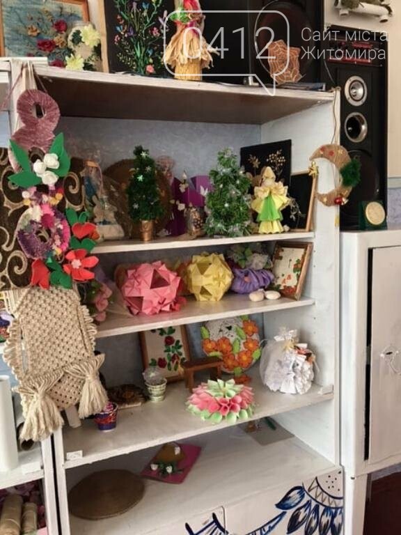    У цьому будинку дитячої творчості на Житомирщині створюють красу, здавалося б, з простих і не потрібних на перший погляд речей, фото-4