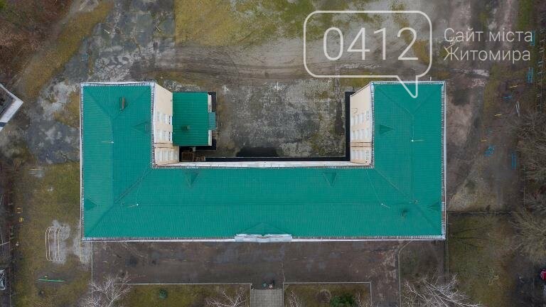 Депутатка міськради про школу в центрі Житомира: Щоб умістити всіх дітей, у клас переобладнали навіть туалет, фото-23