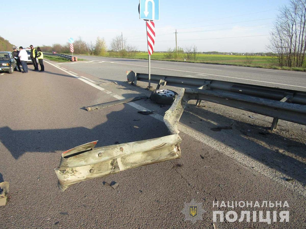 У ДТП на Житомирщині постраждало троє людей
