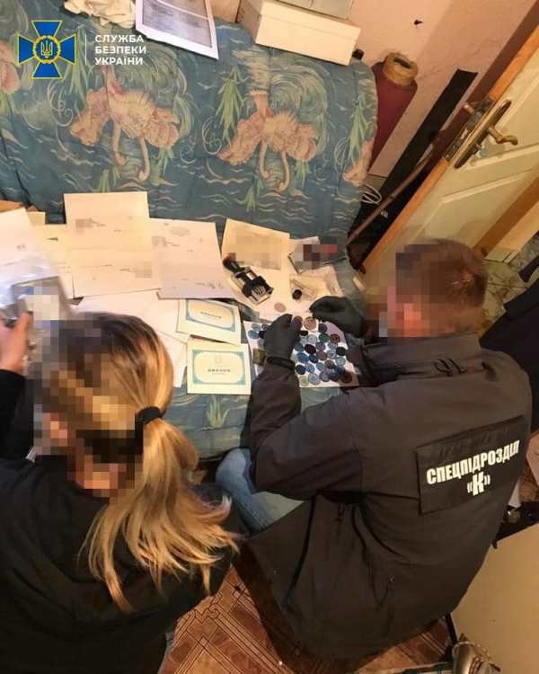 СБУ Житомирщини викрила міжрегіональну групу, що підробляла..., фото-6 СБУ Житомирщини викрила міжрегіональну групу, що підробляла документи державного зразка, фото-6