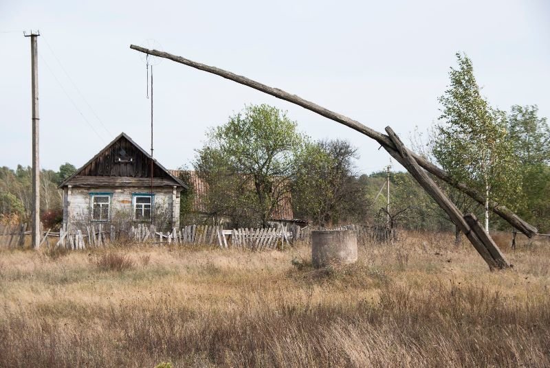 Зазирнути всередину закинутої хати: атмосферні світлини дос..., фото-6 Зазирнути всередину закинутої хати: атмосферні світлини дослідника, зроблені в селі на Житомирщині, фото-6