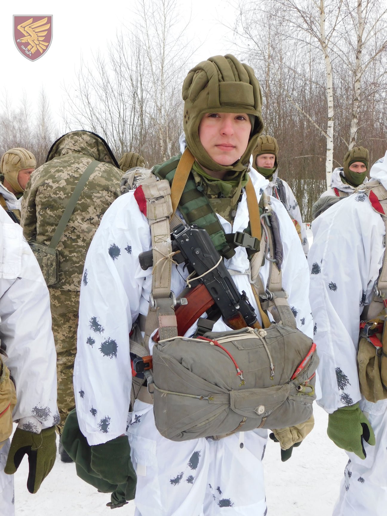 На Житомирщині десантники розпочав виконання програми стрибків з парашутом. ФОТО, фото-8