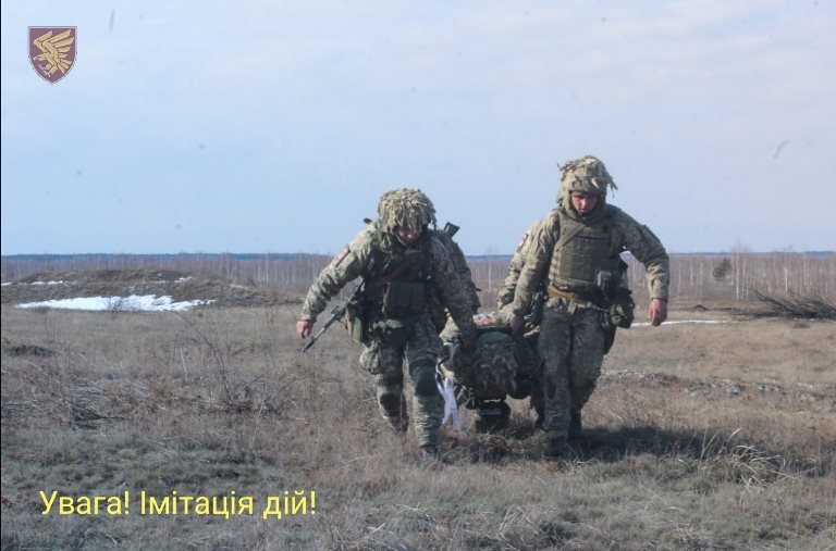 У десантників 95-ої бригади триває активна фаза тактичних навчань з бойовою стрільбою та залученням армійської авіації, фото-7