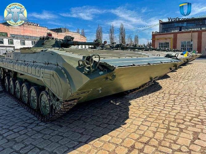 Житомирський бронетанковий завод підготував для передачі військовим 26 БМП-1АК, фото-2