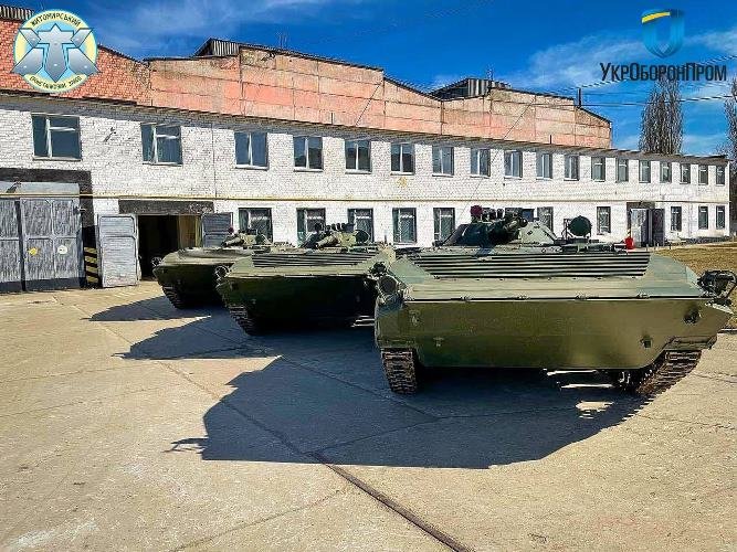 Житомирський бронетанковий завод підготував для передачі військовим 26 БМП-1АК, фото-3