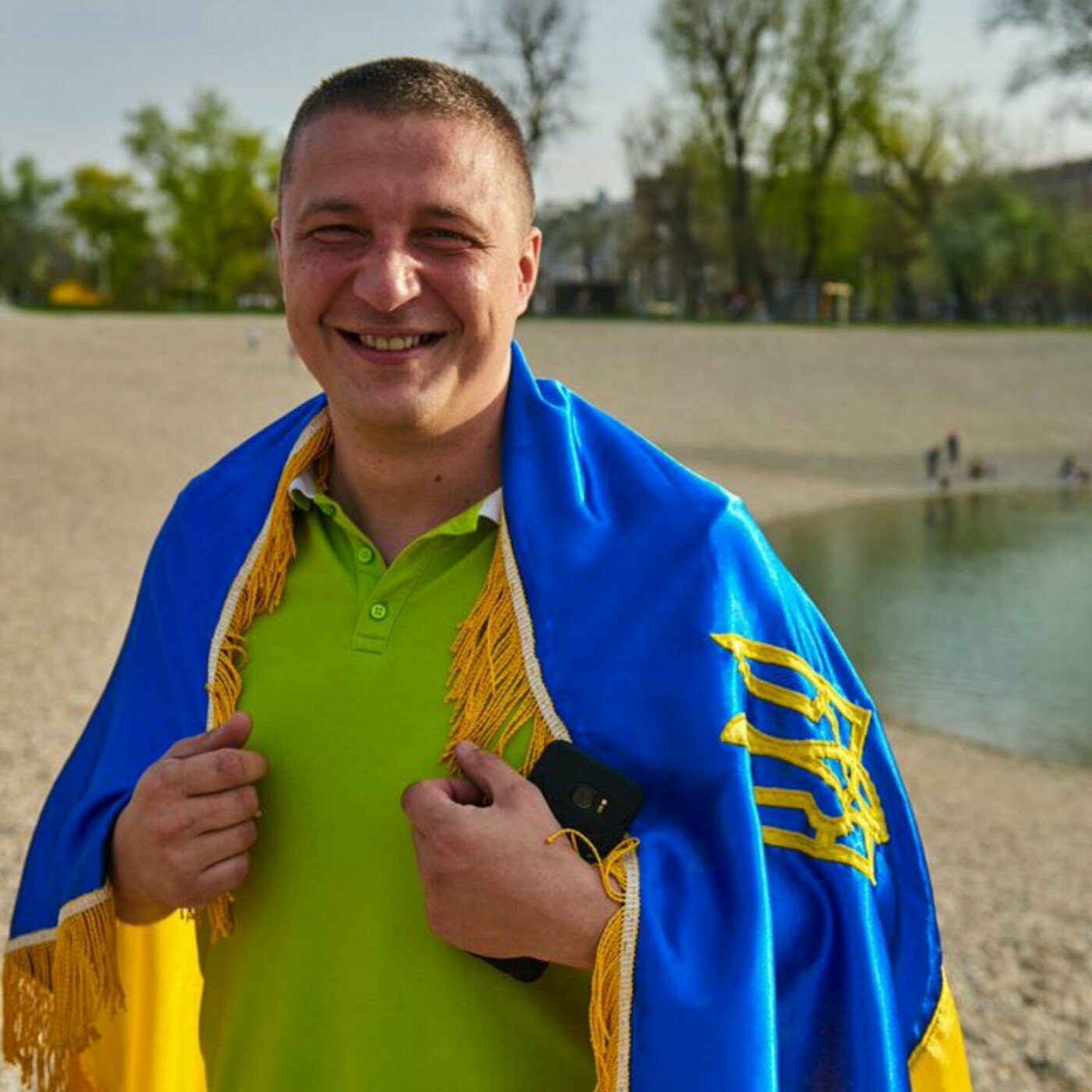 Житомирянин Олександр Швецов організовує благодійну поїздку до Ісландії для чотирьох військових, де вчитиме їх ходити на протезі