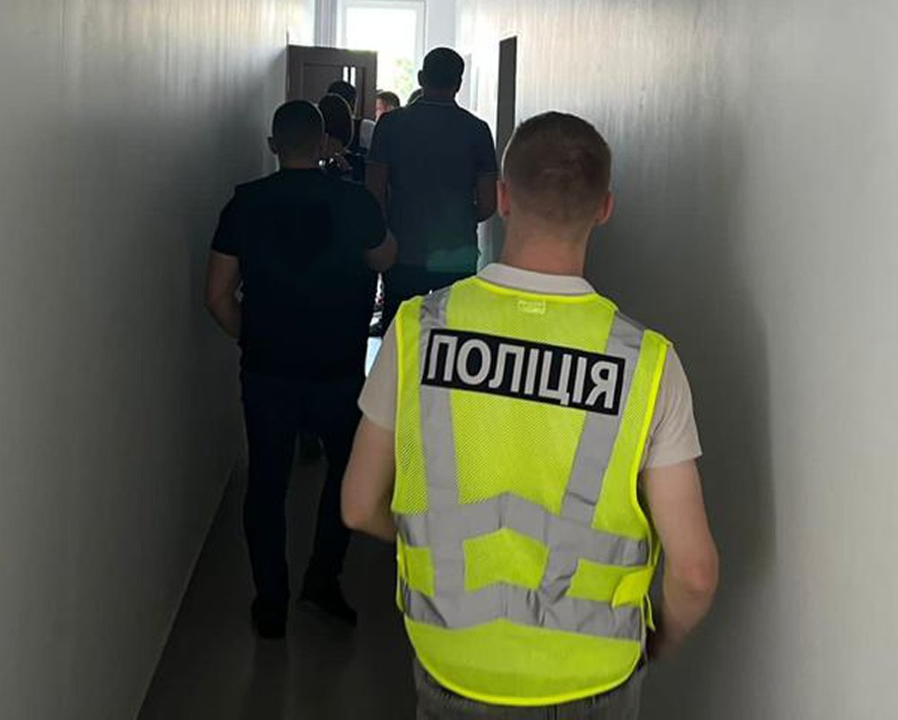 У Житомирі правоохоронці викрили схему незаконного бронювання військовозобовʼязаних