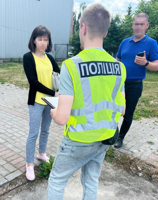 У Житомирі поліція припинила діяльність «домашнього» цеху з виготовлення фальсифікованого алкоголю