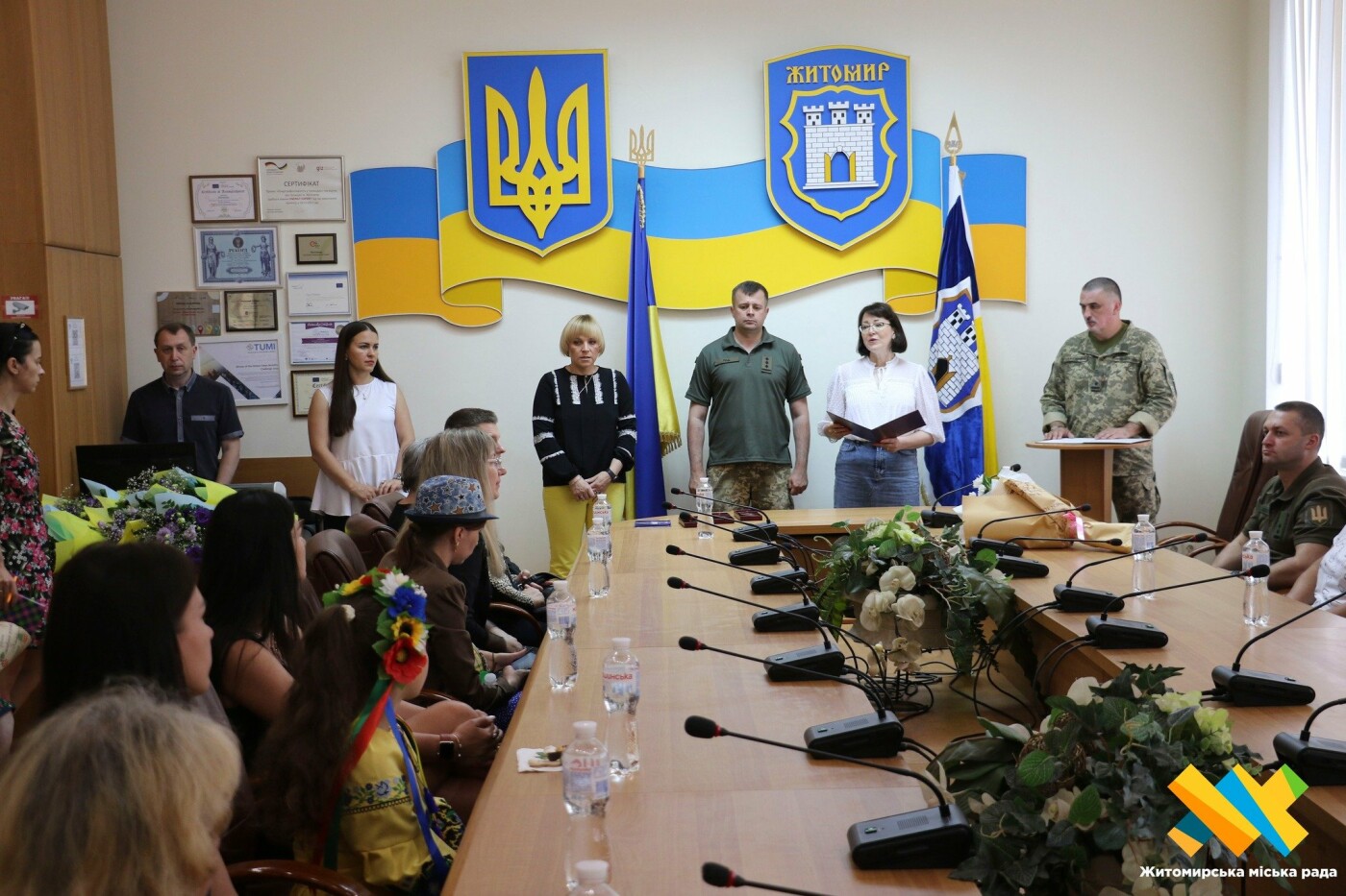 Рідним загиблих захисників вручили посмертні нагороди Героїв, — ФОТО