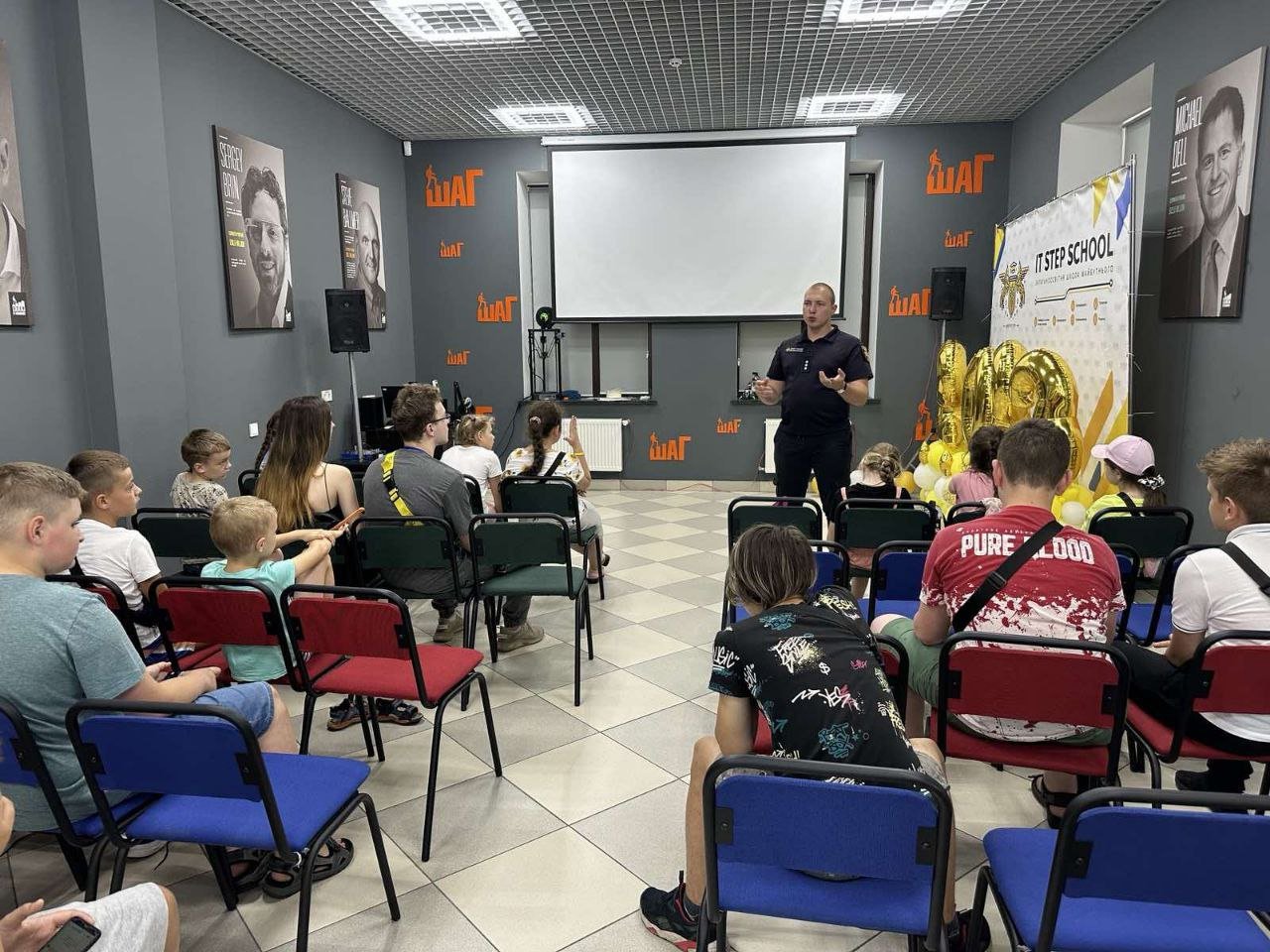 Канікули з користю: як на Житомирщині діти у рятувальників гостювали