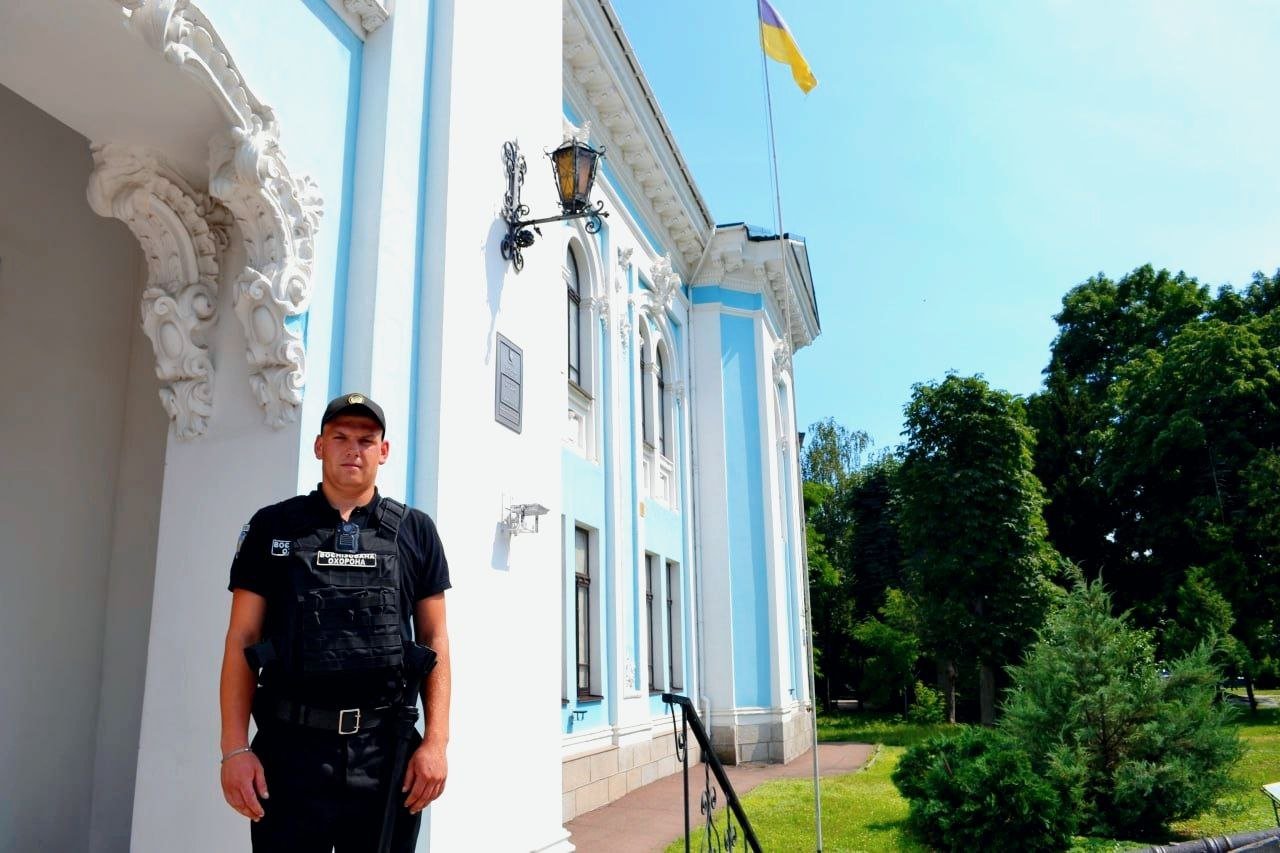 Сьогодні під безпекою воєнізованоі охорони Поліції охорони понад 26 обʼєктів на Житомирщині