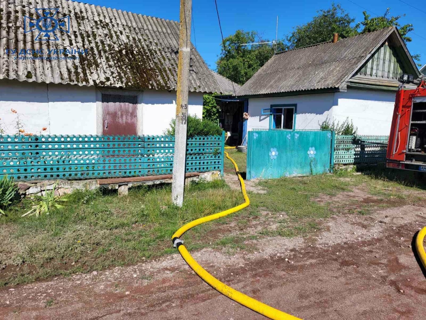 Рятувальники ліквідовують наслідки негоди на Житомирщині, — ФОТО