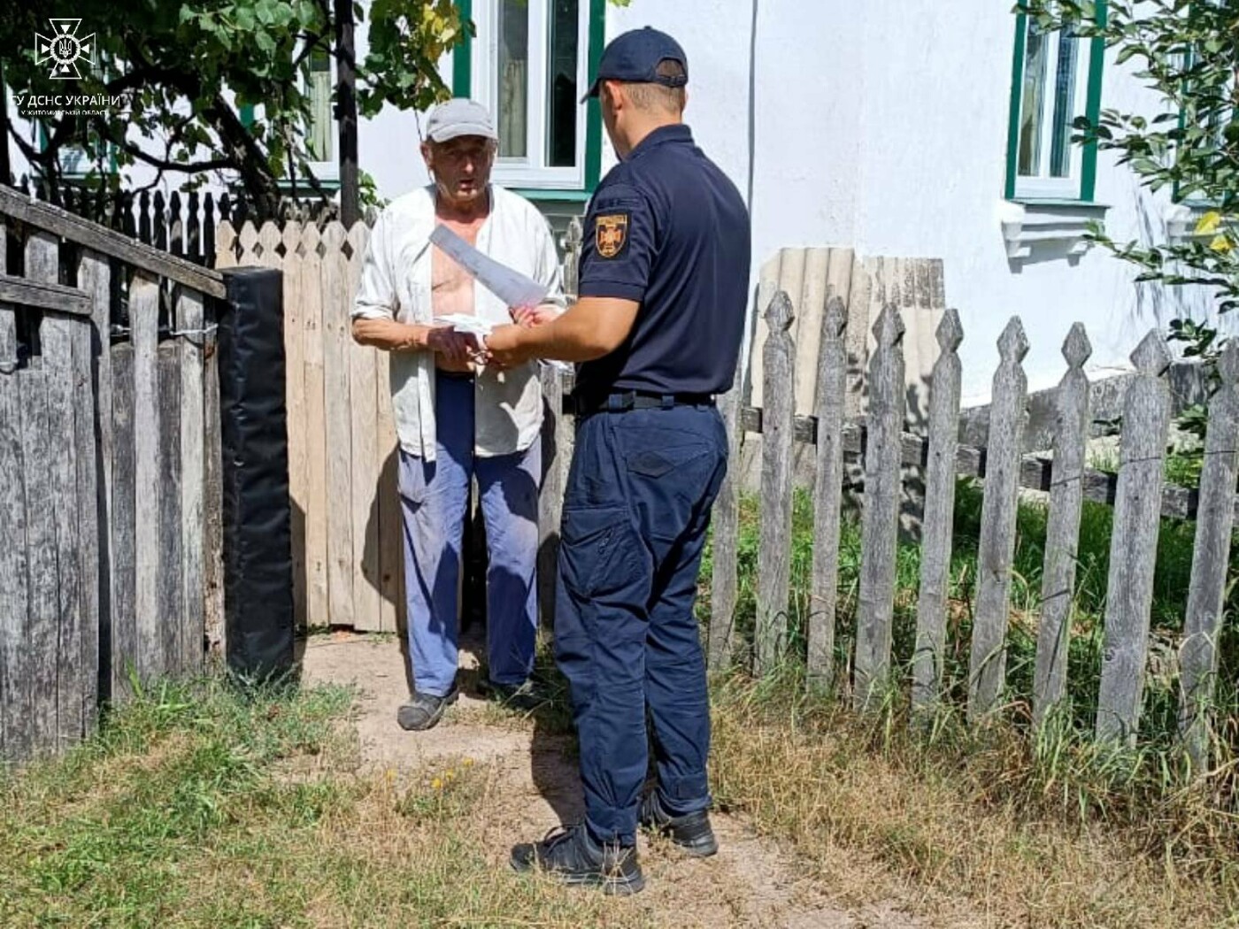 Рятувальники Житомирщини роз’яснюють населенню правила безпечного поводження у побуті та на вулиці