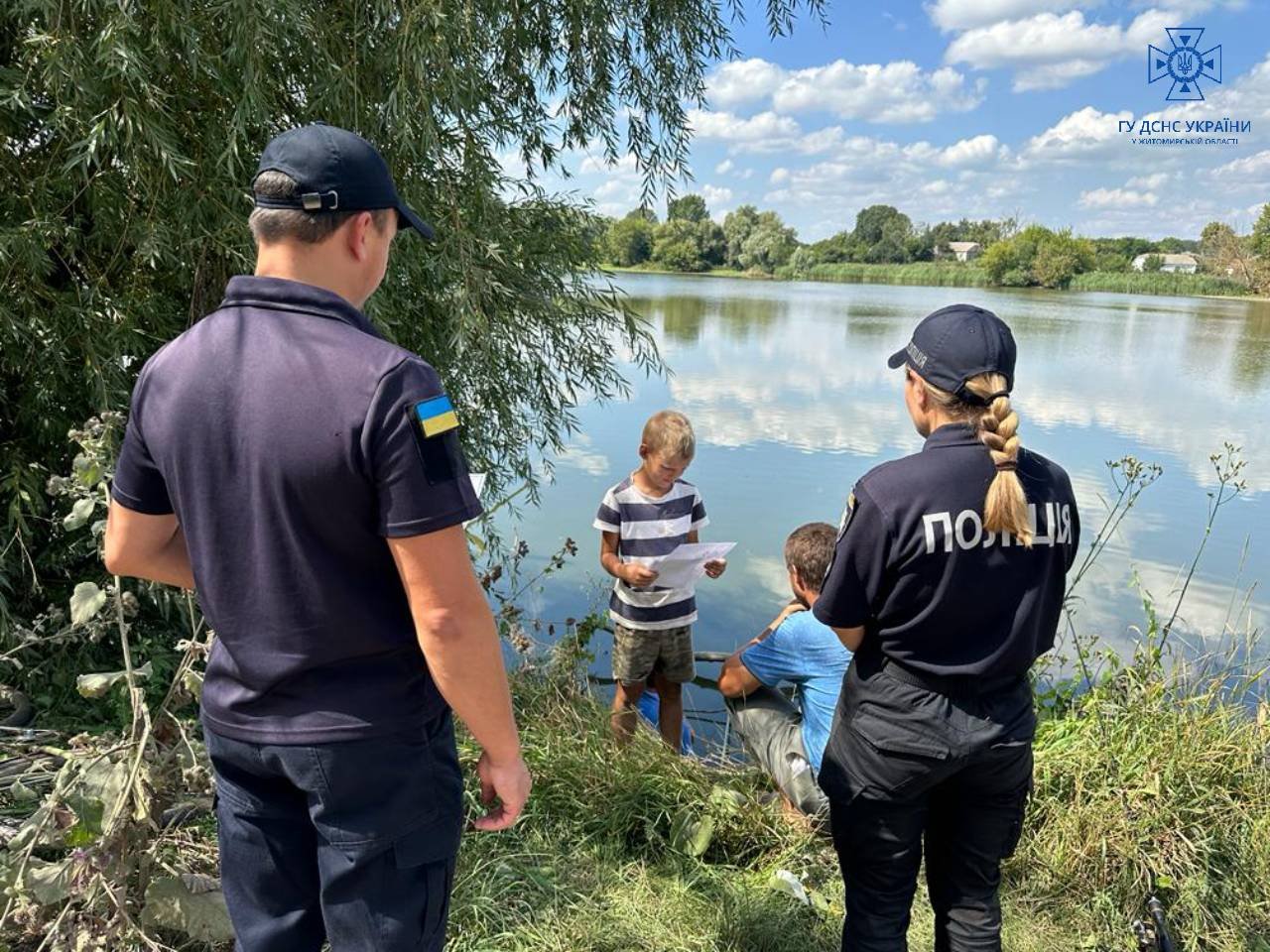 Житомирщина: рятувальники посилили інформаційно-роз’яснювальну роботу і знову вирушили до водойм та лісопаркових зон