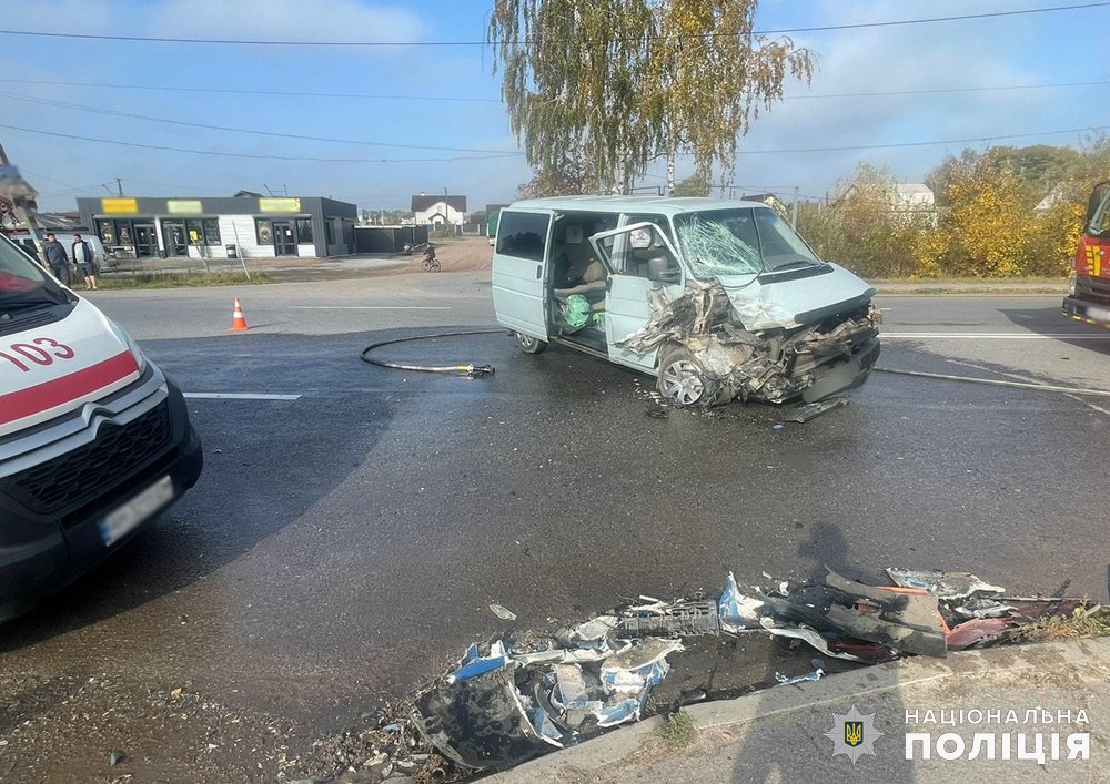 Поліцейські розслідують ДТП з трьома травмованими у Тетерівській громаді