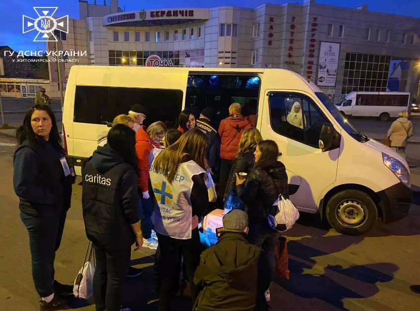 До Житомирщини прибув черговий потяг з ВПО, які приїхали з районів, де ведуться активні бойові дії