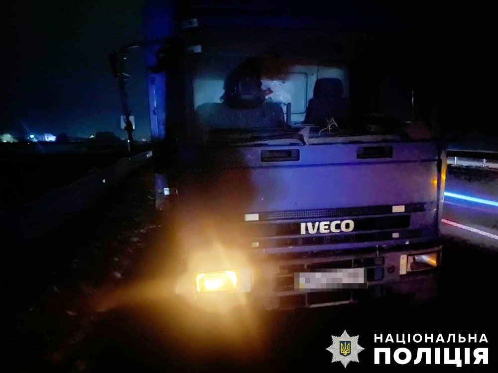 Триває розслідування загибелі у ДТП чоловіка на Звягельщині