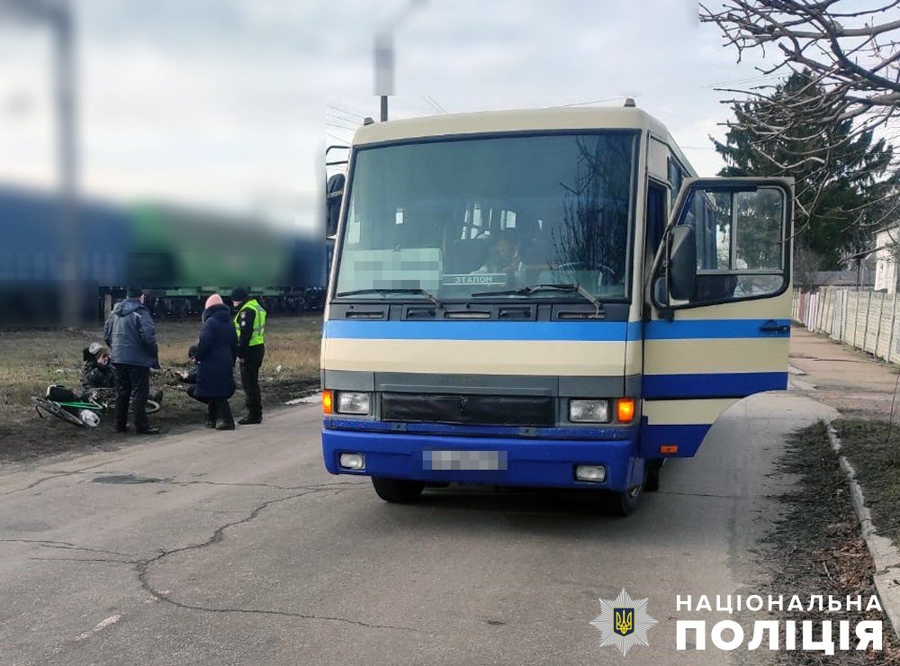 У Попільні поліцейські встановлюють обставини ДТП з травмуванням велосипедистки