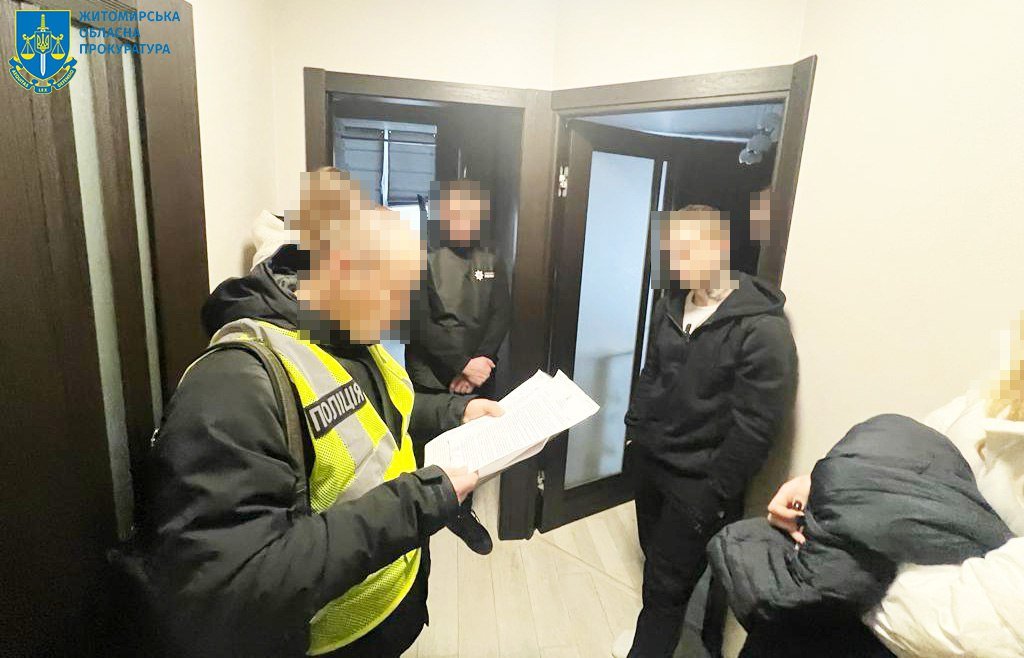 На Житомирщині викрито трьох директорів, підозрюваних у заволодінні та «відмиванні» 13,7 млн грн, виділених з бюджету для інноваційного проекту