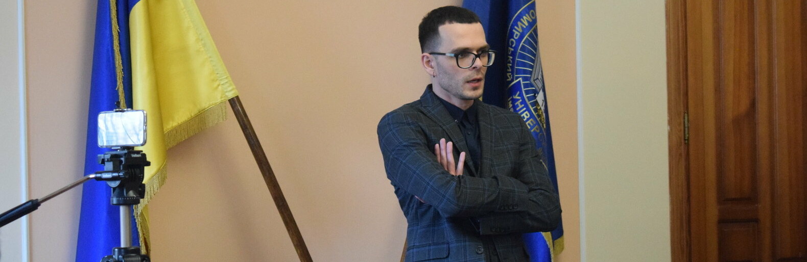 Єгор Стадник: "Наші люди скоріше куплять євробляху, аніж 4 річний б... Єгор Стадник: "Наші люди скоріше куплять євробляху, аніж 4 річний бакалаврат своєї дитини", Мірошниченко Ксенія
