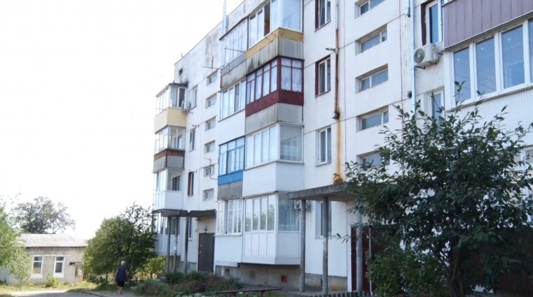 У Коростишеві мешканці двох п’ятиповерхівок на 9 днів залишилися бе... У Коростишеві мешканці двох п’ятиповерхівок на 9 днів залишилися без газу. ВІДЕО, Ketlandia