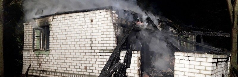 На Житомирщині виникло три пожежі в житловому секторі, в одній з яких загинула жінка