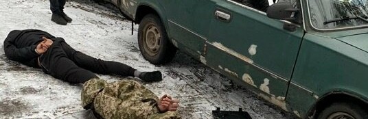 Запобіжні заходи наркоділкам: На Житомирщині чотирьох людей взято під варту