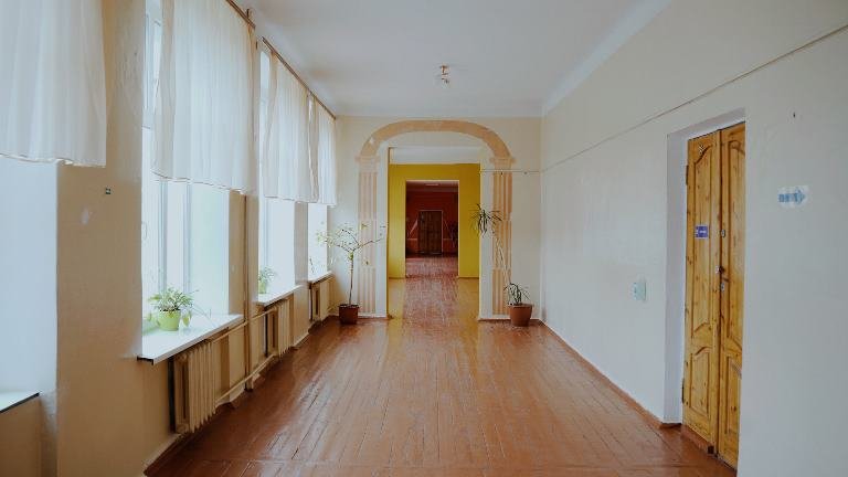 Депутатка міськради про школу в центрі Житомира: Щоб умістити всіх дітей, у клас переобладнали навіть туалет