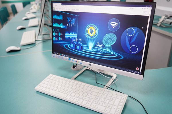 У Центрі космічних технологій університету на Житомирщині можуть попереджувати масштабні пожежі. ВІДЕО