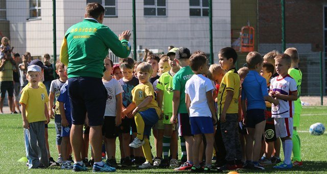 Стартував попередній запис до групи 6-річних майбутніх футболістів у житомирську СДЮСШОР «Полісся»