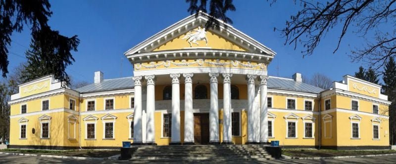 Верхівнянська філія Житомирського агротехнічного коледжу цьогоріч відзначить віковий ювілей