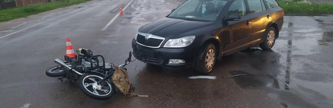 На Житомирщині в аварії травмувався мотоцикліст