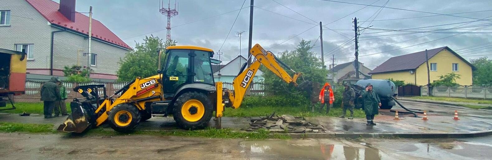 Андрій Нікітін: Аварійні бригади працюють у посиленому режимі, щоб сьогодні житомиряни були з водою