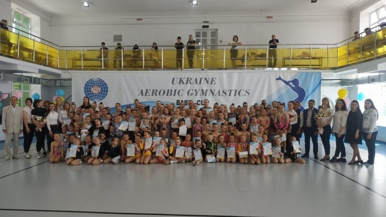 На Житомирщині привітали срібних призерок чемпіонату Світу зі спортивної аеробіки