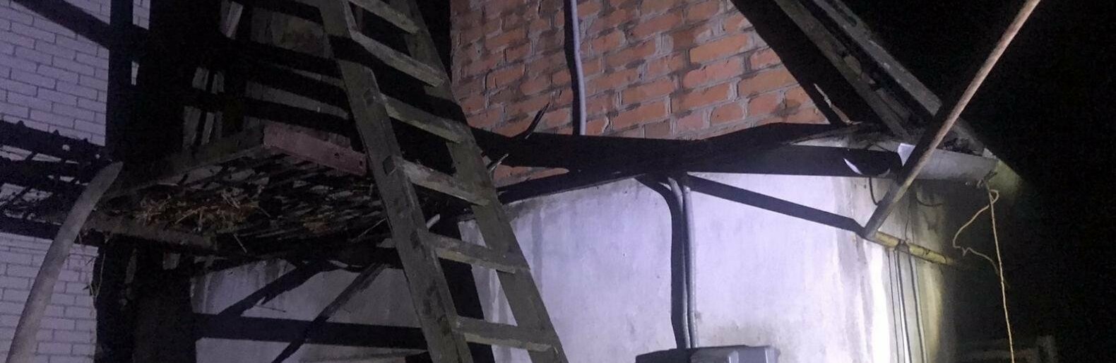 Опіки тулуба та нижніх кінцівок: У Житомирі на пожежі травмувався чоловік