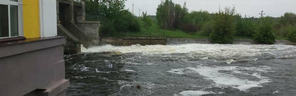 Частково призупинено діяльність товариства з виробництву електроенергії у Житомирській та Рівненській областях