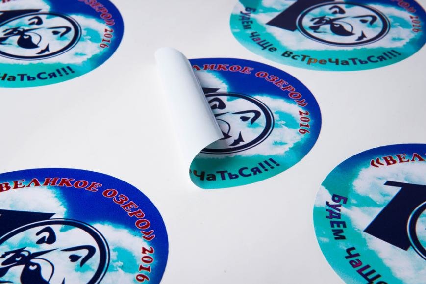 объемные наклейки