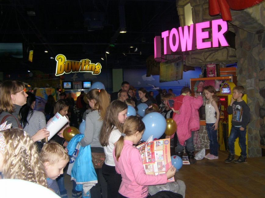 У Житомирі рятувальники надали змогу дітям відчути себе справжніми рятувальниками (фото) - фото 1